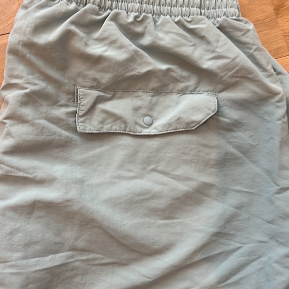 Patagonia Men's Light Blue Baggies Shorts - Picture 4 of 4